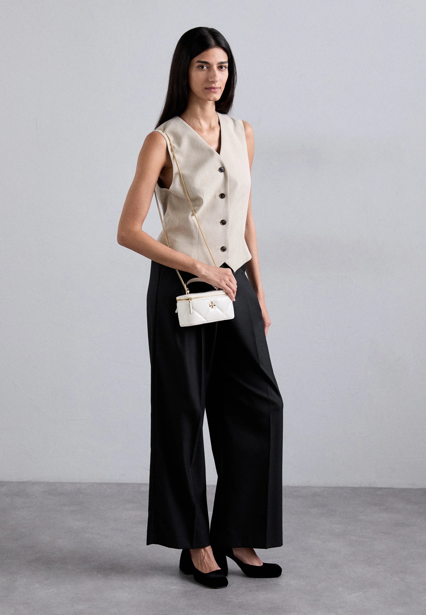 Tory Burch Kira Diamond Quilt Vanity Case