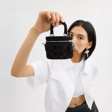 Coach Trail Crossbody 12 In Signature Denim