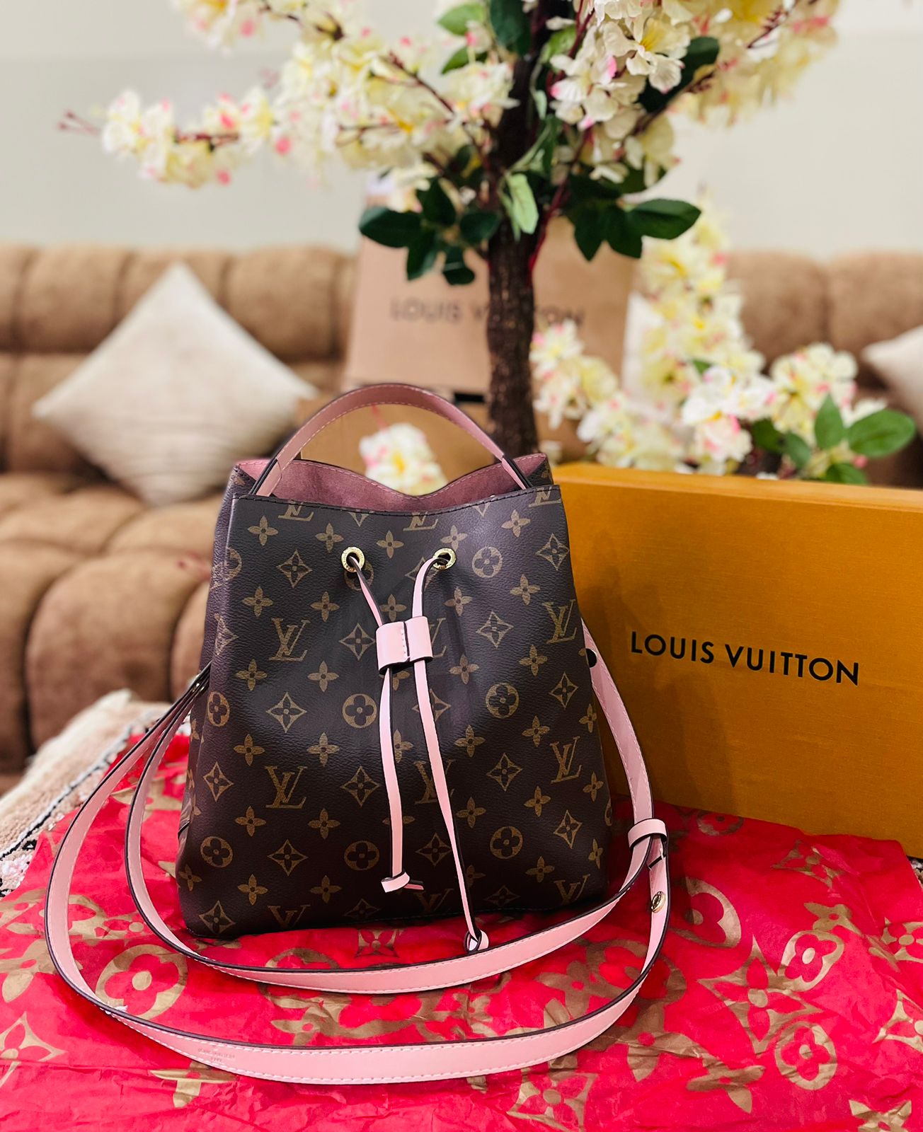 Louis Vuitton NeoNoe Handbag MM Brown Canvas