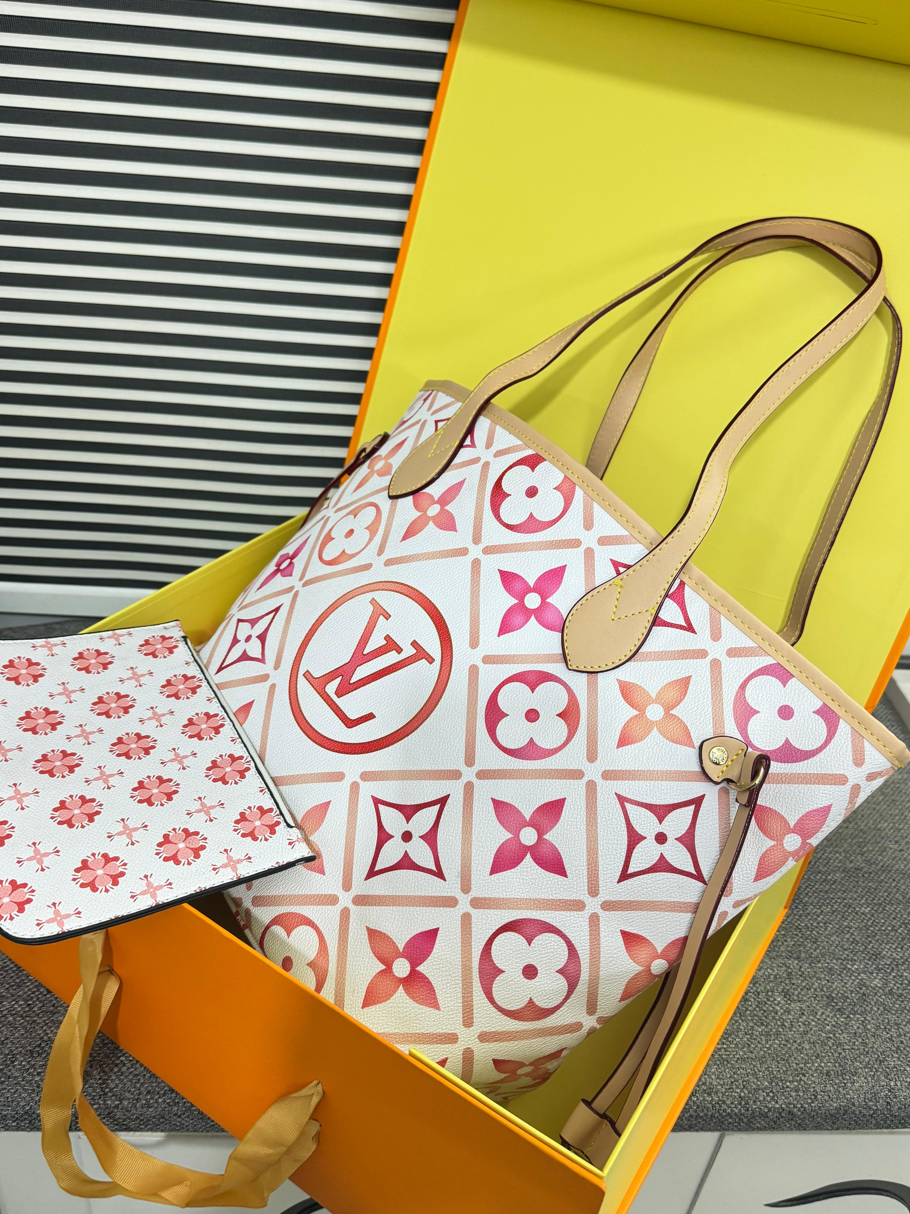 LOUIS VUITTON The essential Neverfull MM tote { MIRROR COPY }