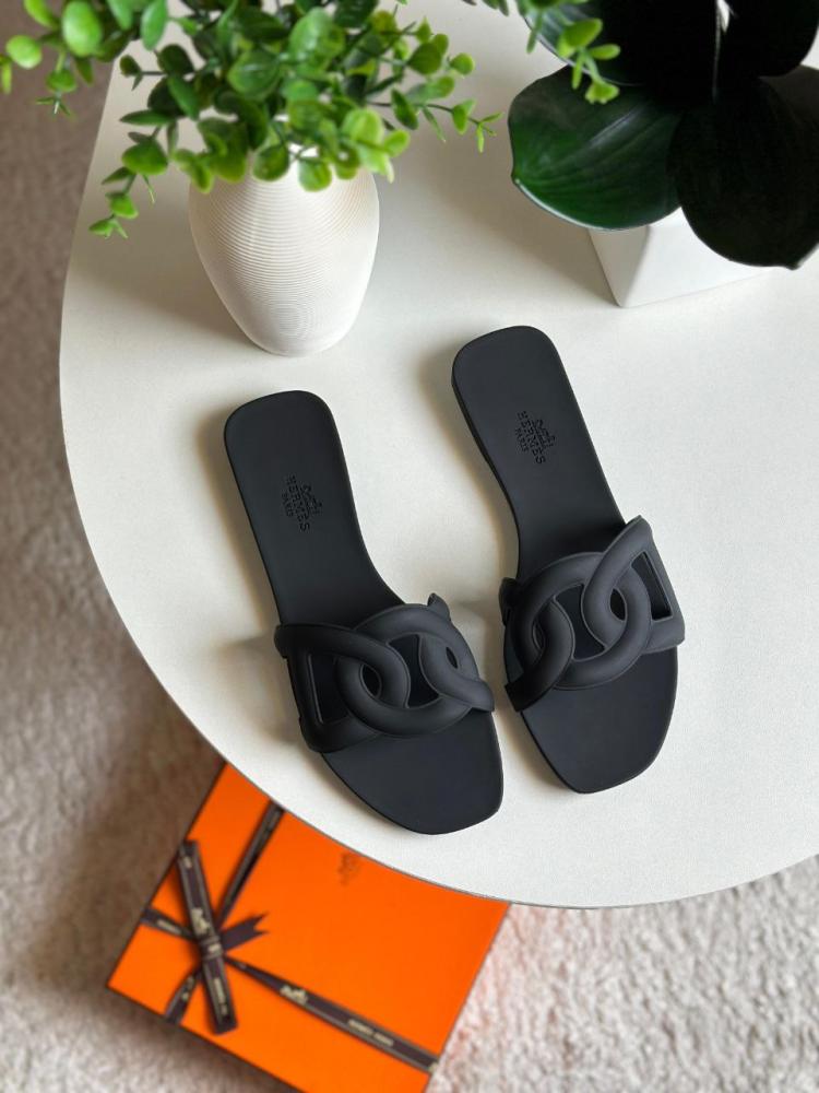Hermès Aloha Slides – Women’s Chaîne d’Ancre