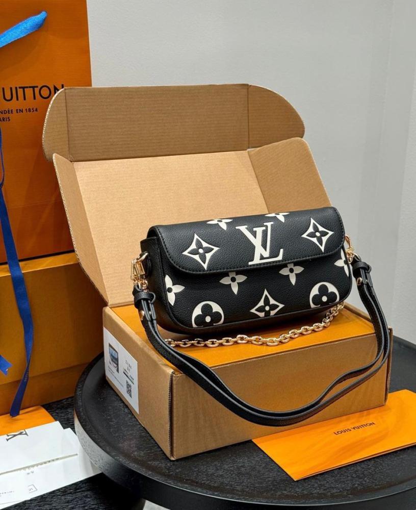 Louis Vuitton Wallet on Chain