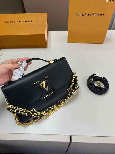LV Wallet On Chain Capucines hover