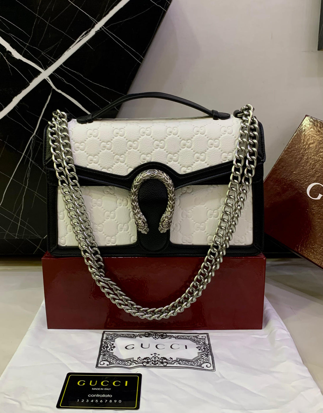 Gucci Shoulder Bags