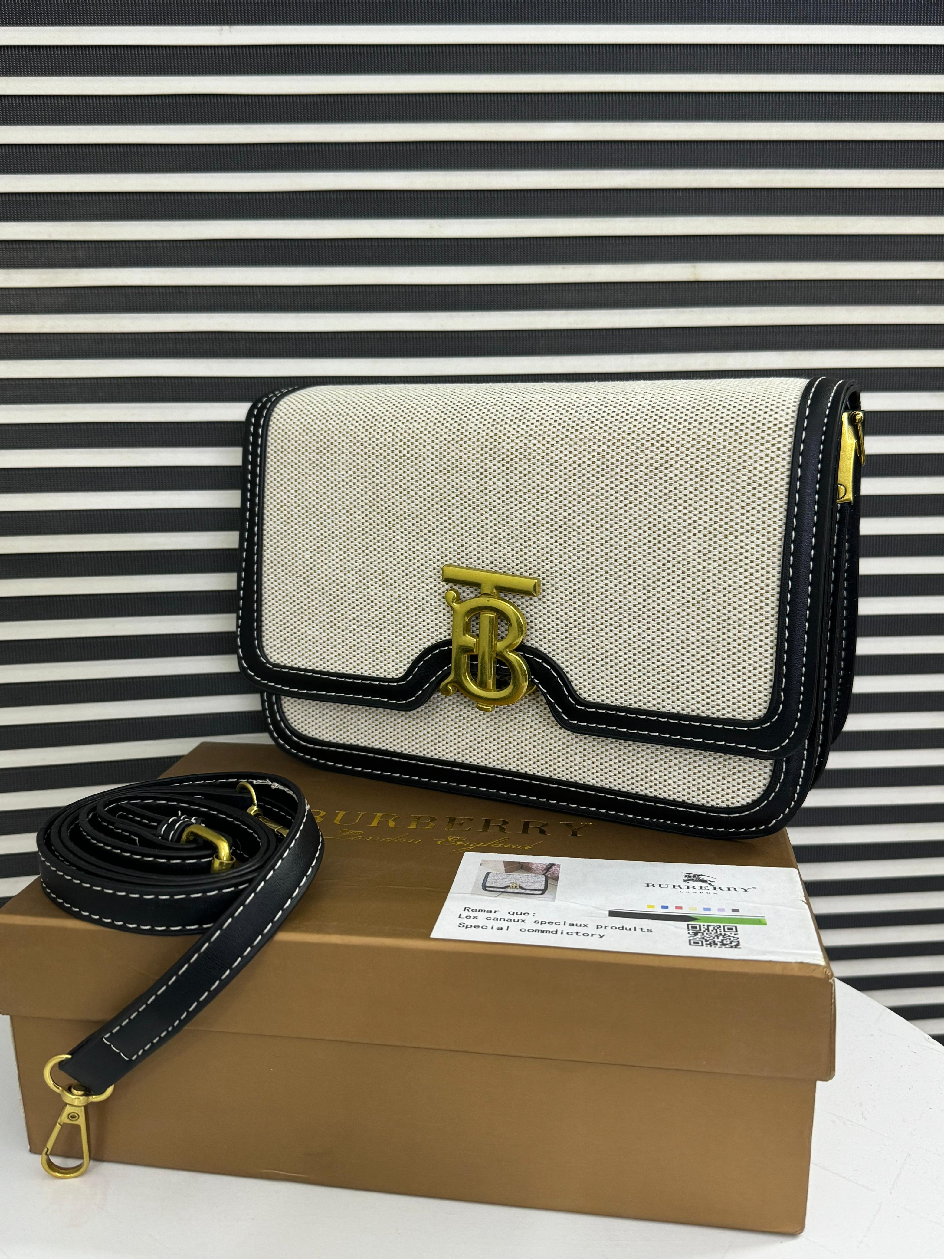 Burberry Cowhide P Crossbody
