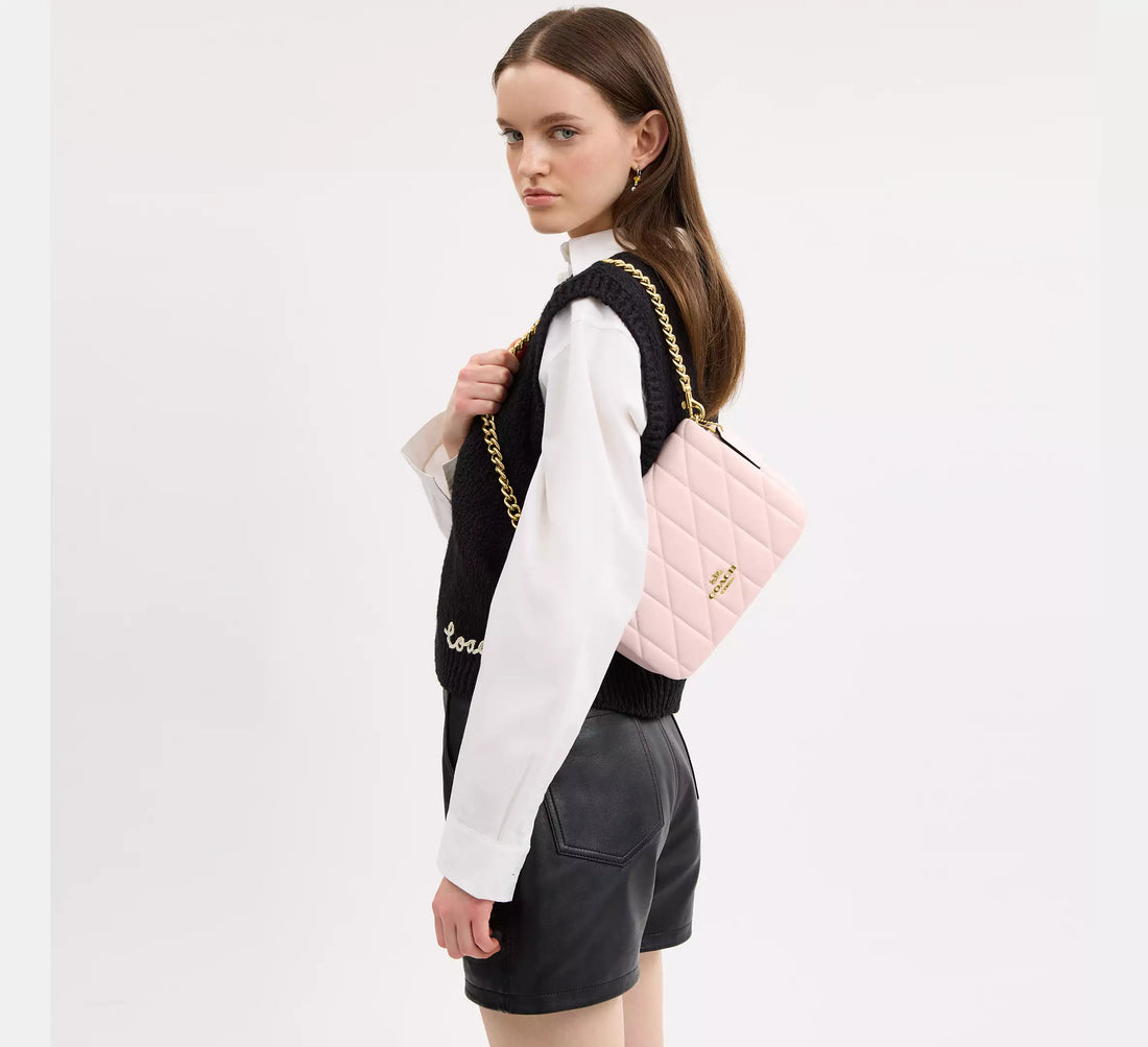 Coach Quinn Bag With Quilting