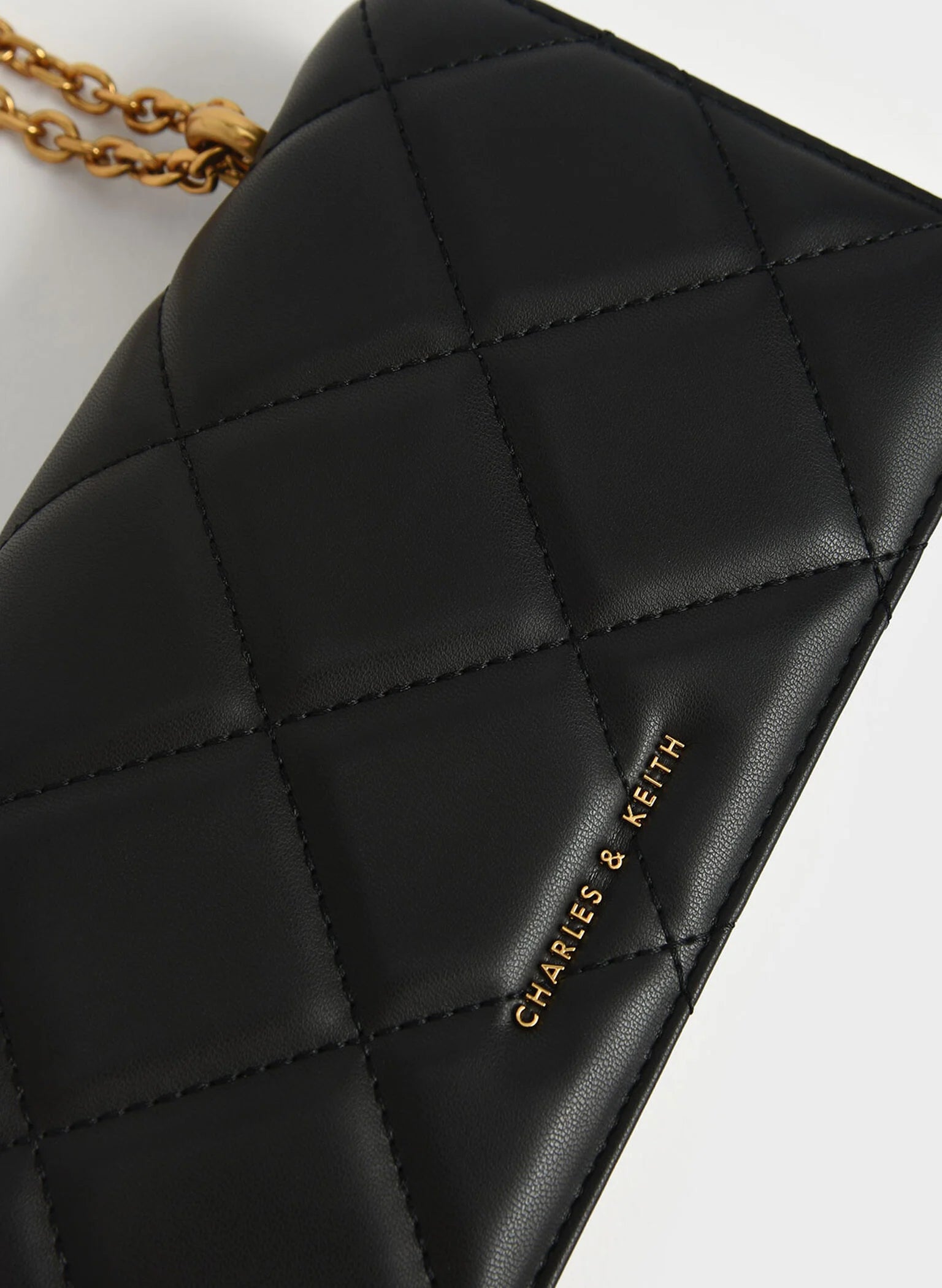 Paffuto Chain Handle Quilted Long Wallet - Black