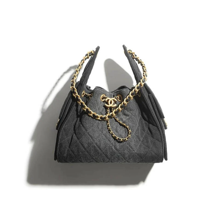 Chanel 25 Handbag Grained Calfskin