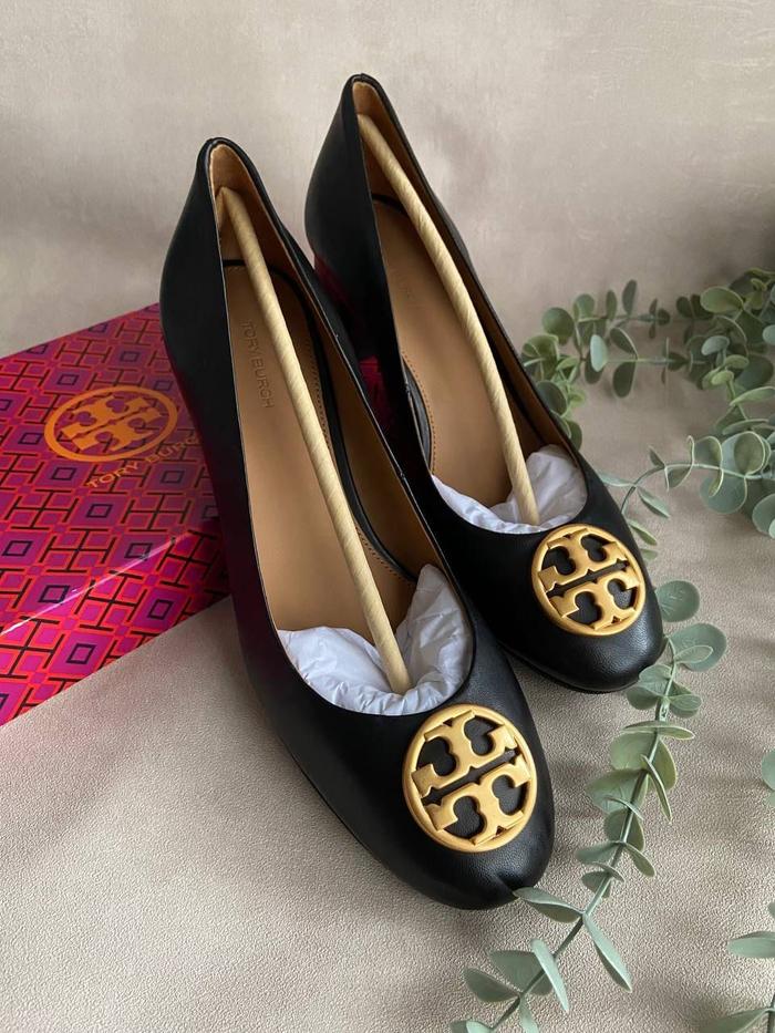 TORY Burch MULTI-LOGO PUMP, EXTENDED WIDTH