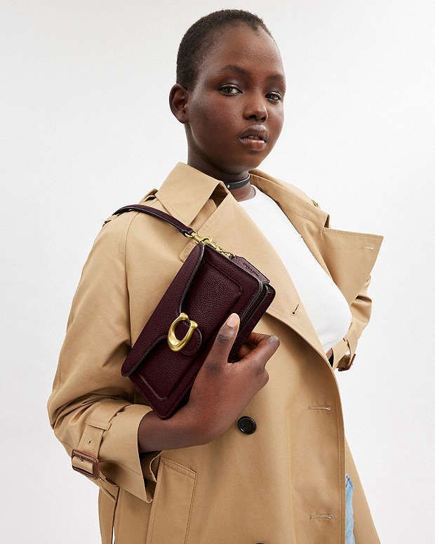 Coach Tabby Shoulder Bag  BURGUNDY