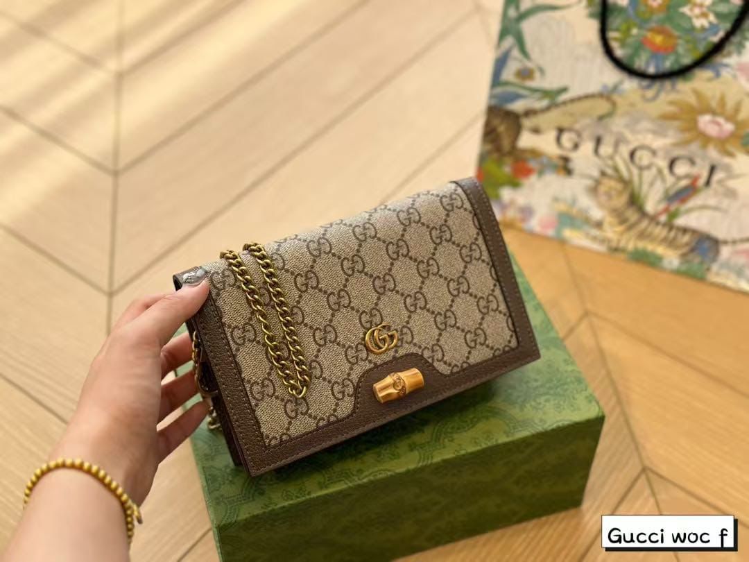 Gucci Crossbody Bag