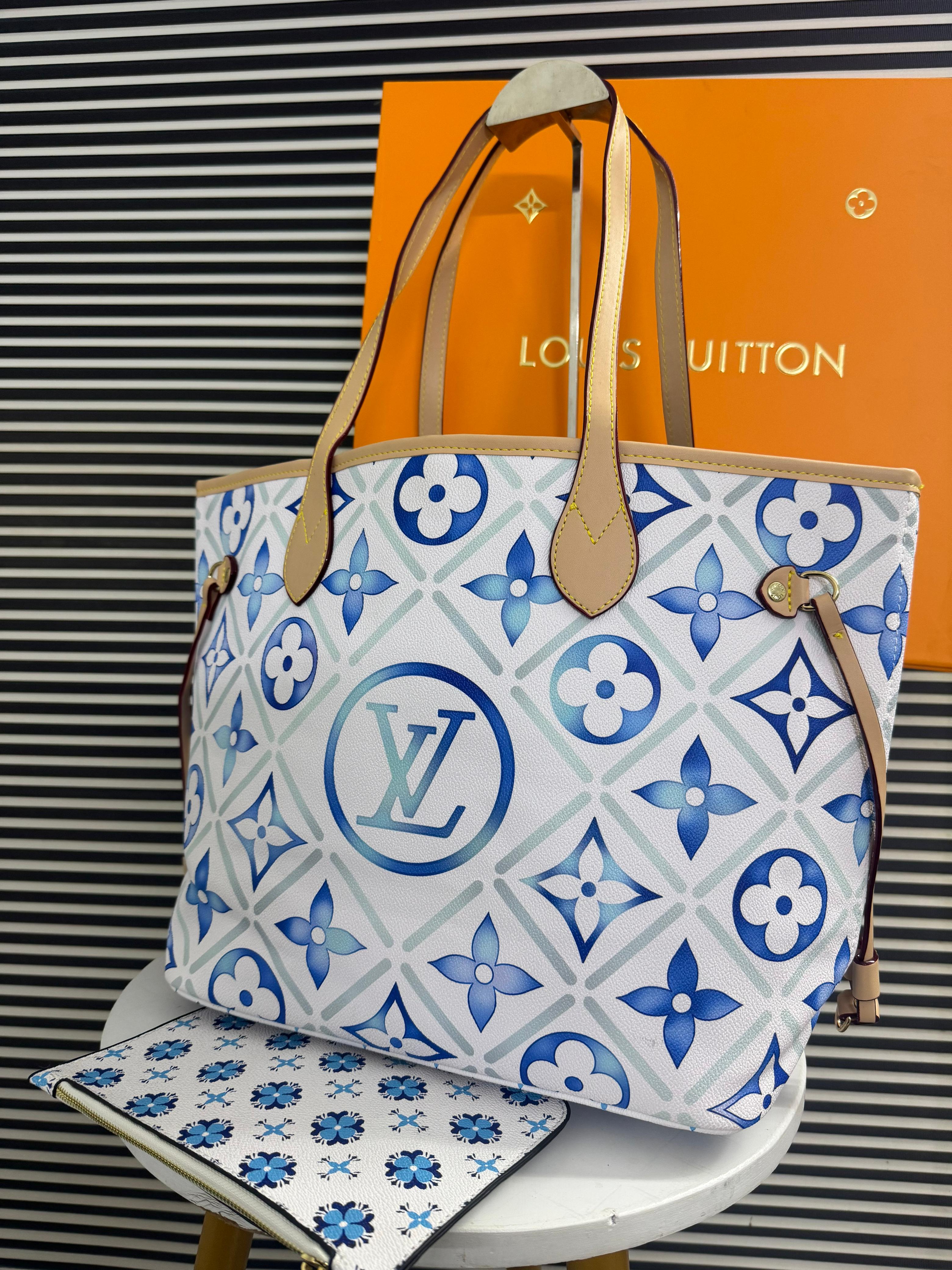 LOUIS VUITTON The essential Neverfull MM tote { MIRROR COPY }