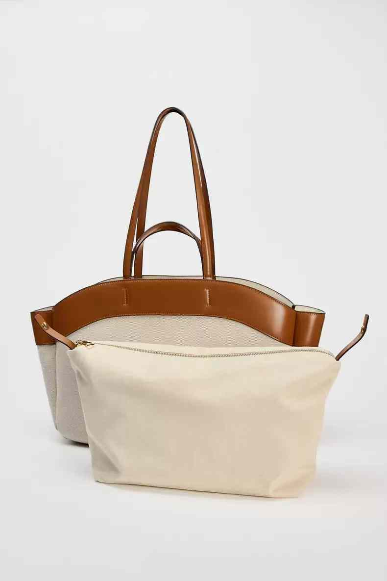 ZARA
Combination Tote Bag