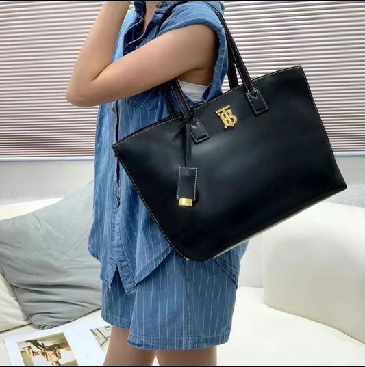 Burberry Tote Women Bag (Black)