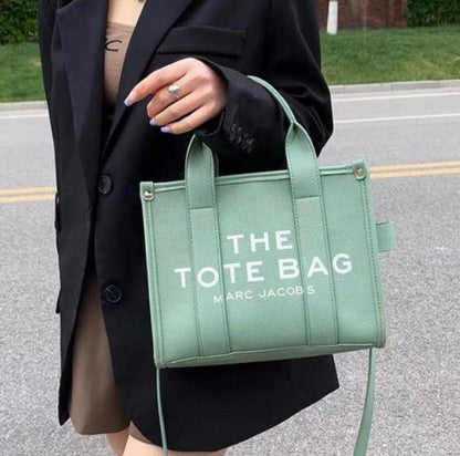 Marc Jacobs Elegant green Tote – Premium Quality