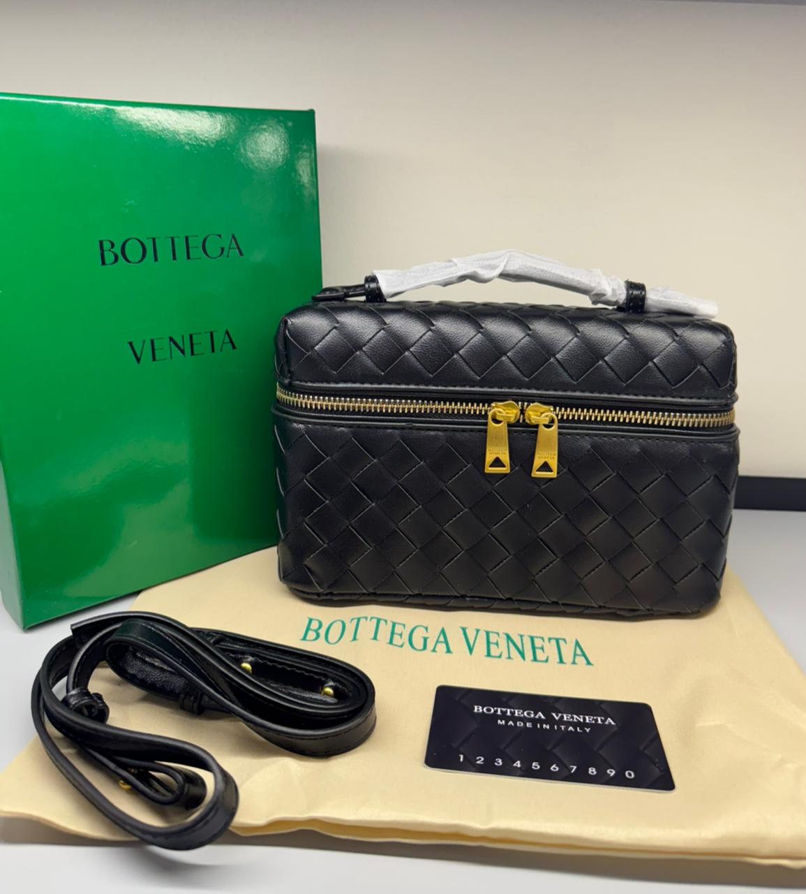 BOTTEGA VENETA Shoulder bag woman