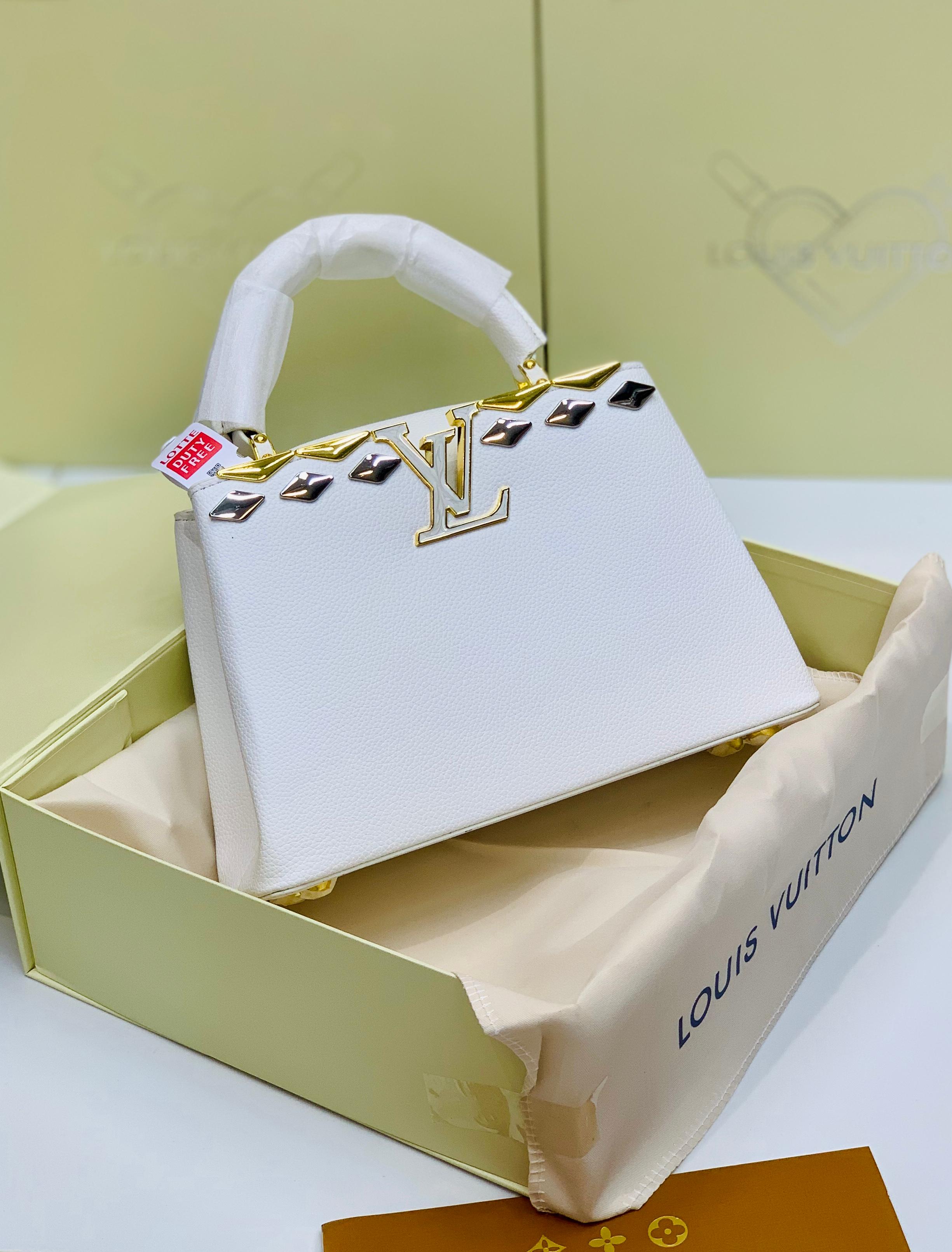 Louis Vuitton Capucines
