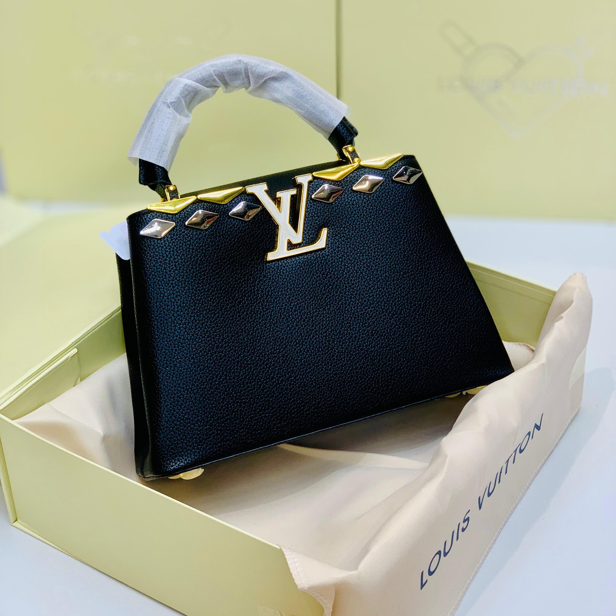 Louis Vuitton Capucines