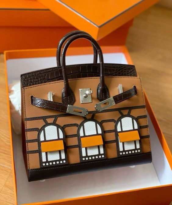 Hermès Birkin Faubourg Sellier – Gold Madame & Ebene Matte Alligator