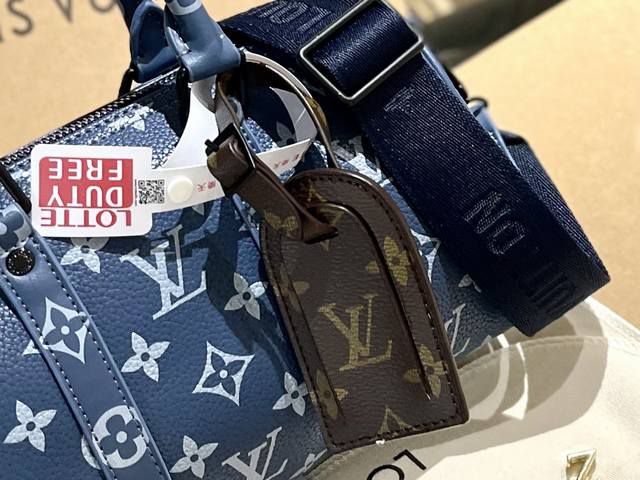 Louis Vuitton Keepall Bandouliere Handbag