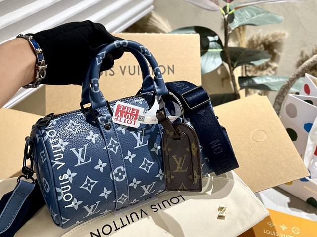 Louis Vuitton Keepall Bandouliere Handbag