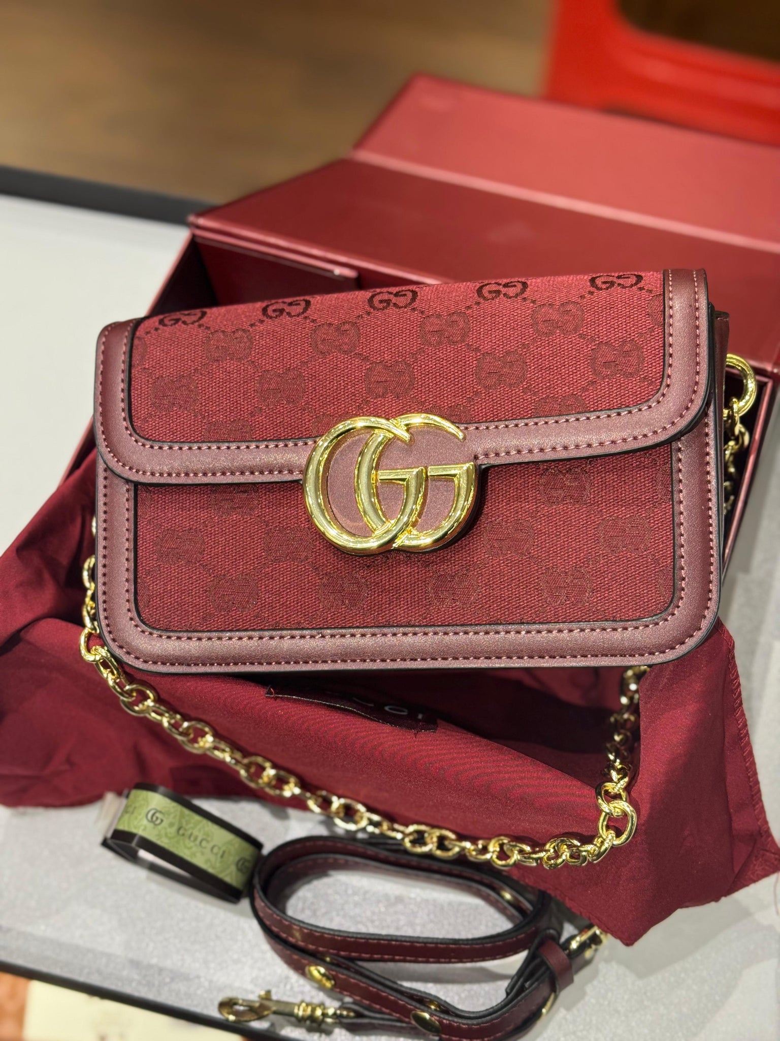 GUCCI GO SMALL SHOULDER BAG
