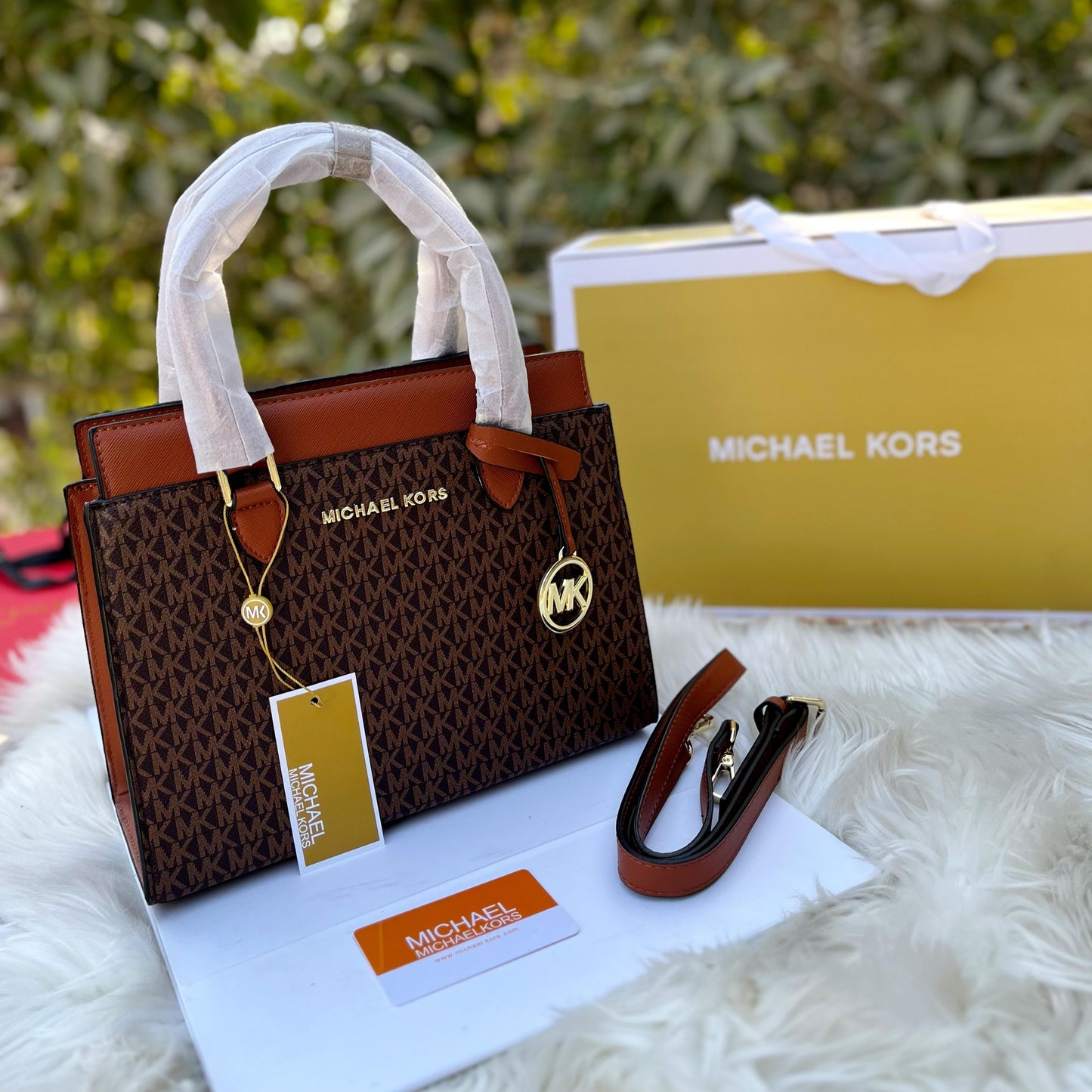 MICHAEL KORS