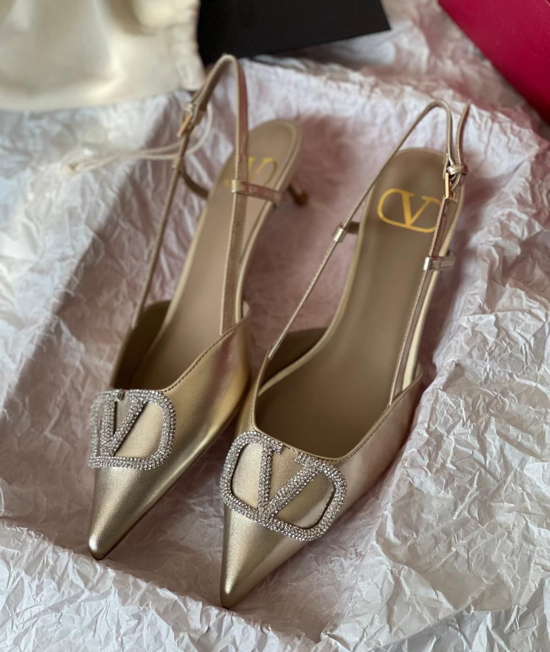 Stylish Silver Slingback Heels with Buckle